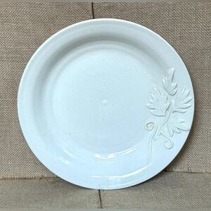 Small Baking Dish Pottery Pie Plate 9 Inches Leaf Design Neutral Cottage Core